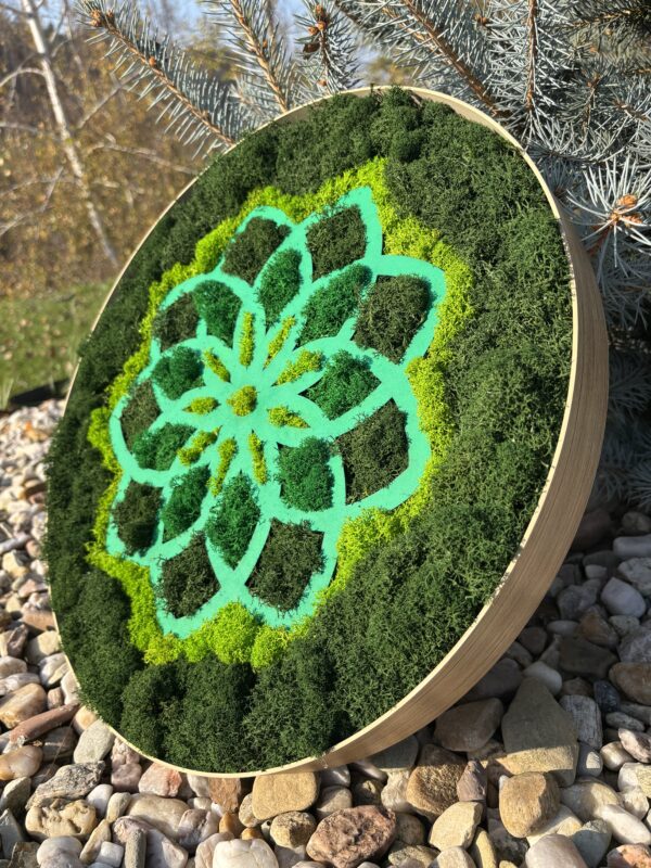 mandala-od-srdce-mechova-mandala-květ-2